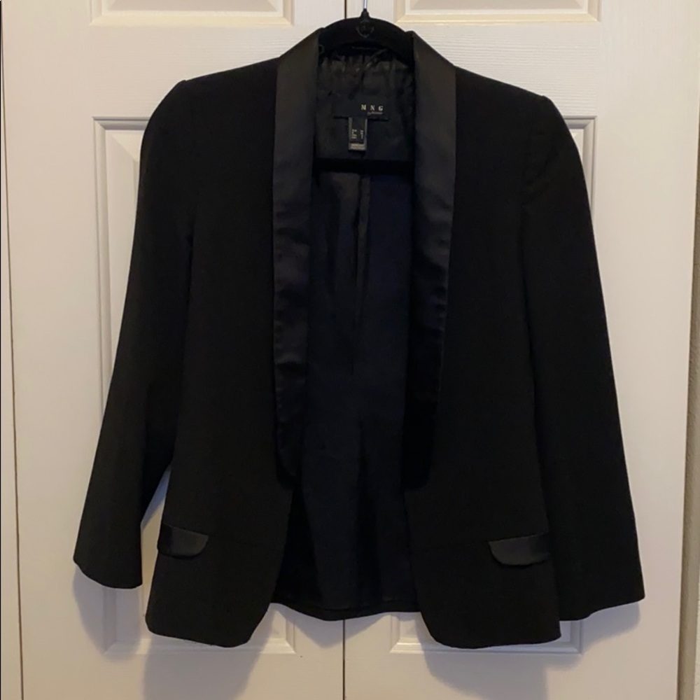 Black Blazer